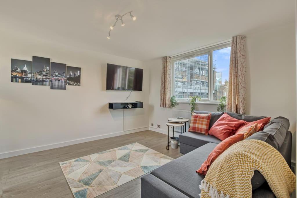 Hidden Gem In Battersea W/ Free Parking Apartment London Ngoại thất bức ảnh