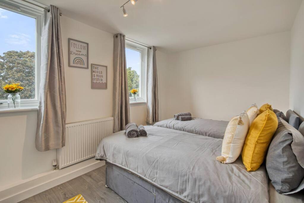 Hidden Gem In Battersea W/ Free Parking Apartment London Ngoại thất bức ảnh