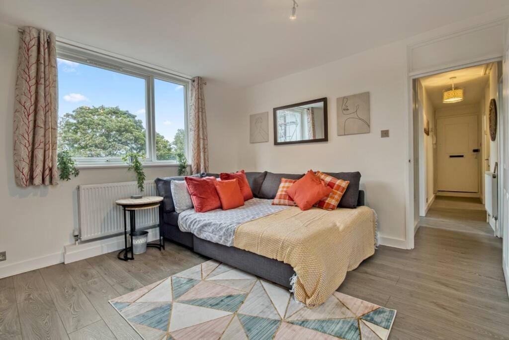 Hidden Gem In Battersea W/ Free Parking Apartment London Ngoại thất bức ảnh