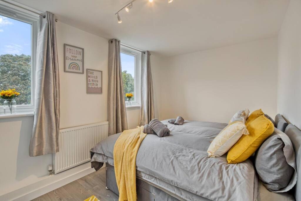 Hidden Gem In Battersea W/ Free Parking Apartment London Ngoại thất bức ảnh